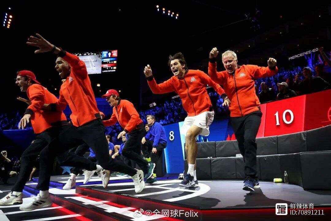 关于美国网球队逆转世界网球队，西西帕斯制霸全场的信息