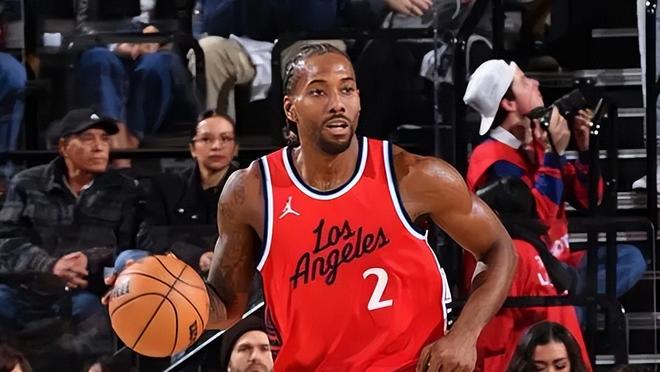 快船逆转战胜对手,伦纳德发挥关键作用 快船逆转战胜对手,伦纳德发挥关键作用