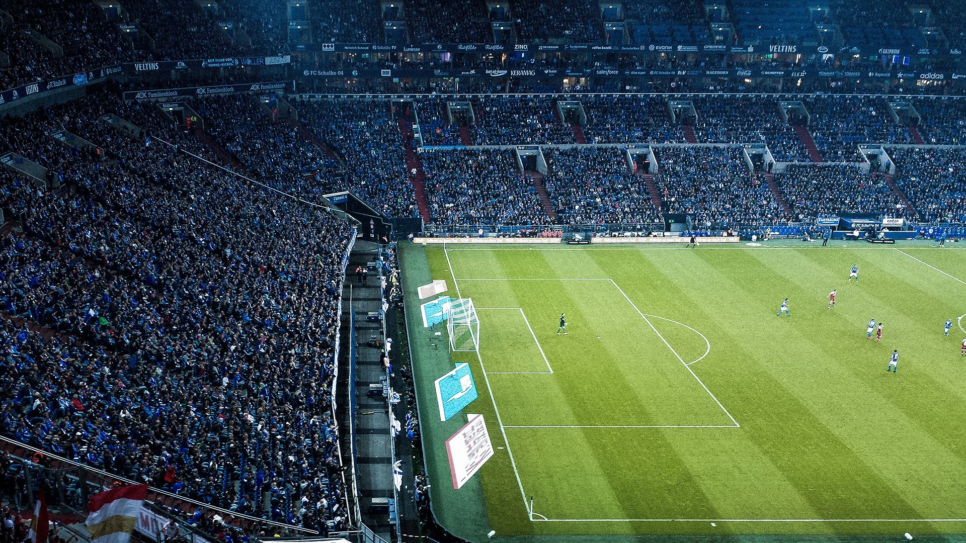 德式风暴席卷东方，布雷默独造三球，莱比锡红牛战术完胜掀翻中国防线