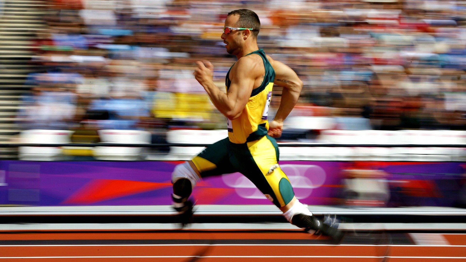 欧冠半决赛之夜，阿圭罗扛起全队，书写蓝月传奇