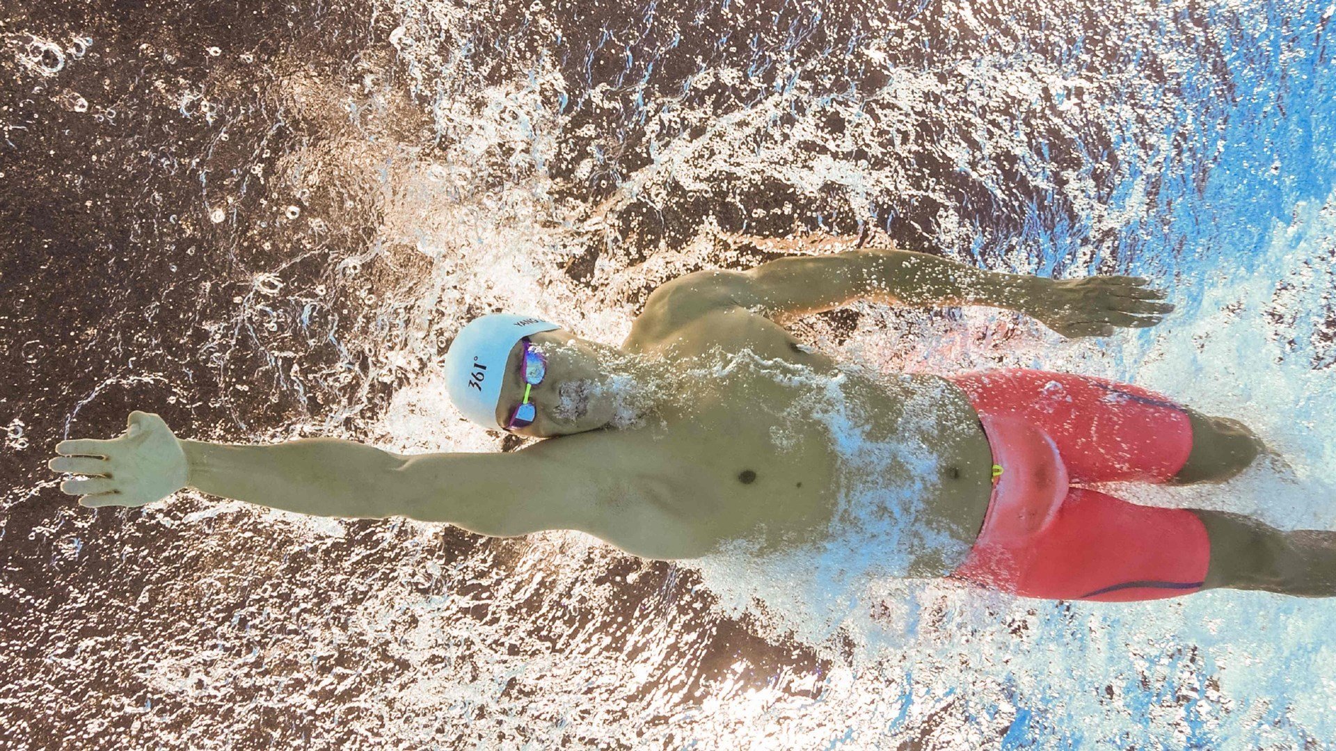 东决关键战之夜,帕尔默舞台越大越强